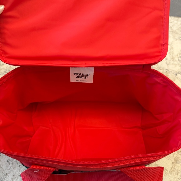 NWT -RED Trader Joe's Mini insulated Bag - Picture 8 of 10